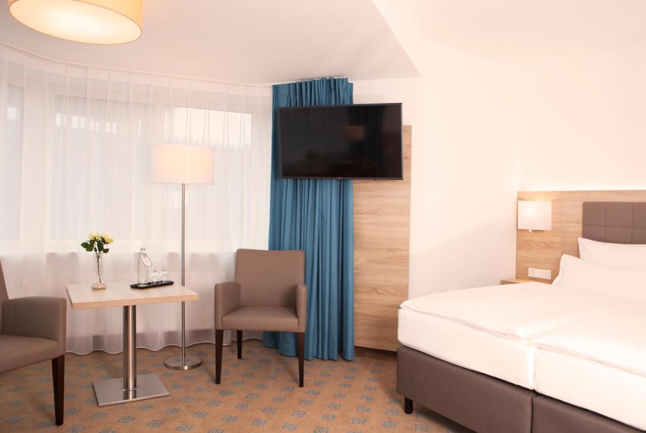 Hotel Frisia Leer Exteriör bild