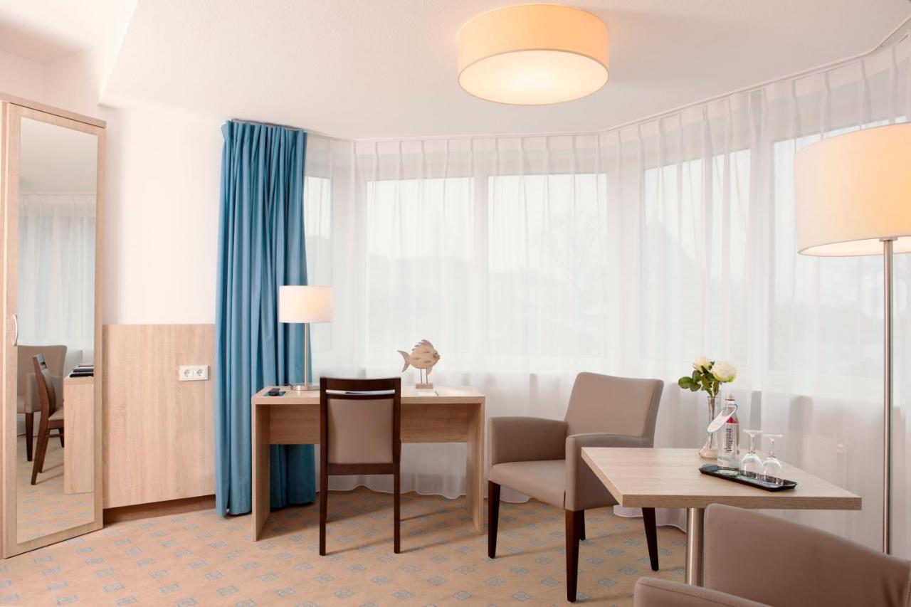 Hotel Frisia Leer Exteriör bild