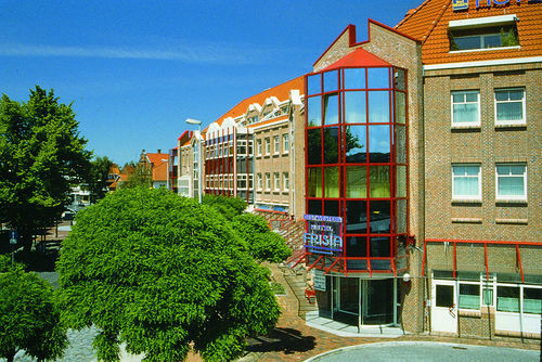 Hotel Frisia Leer Exteriör bild